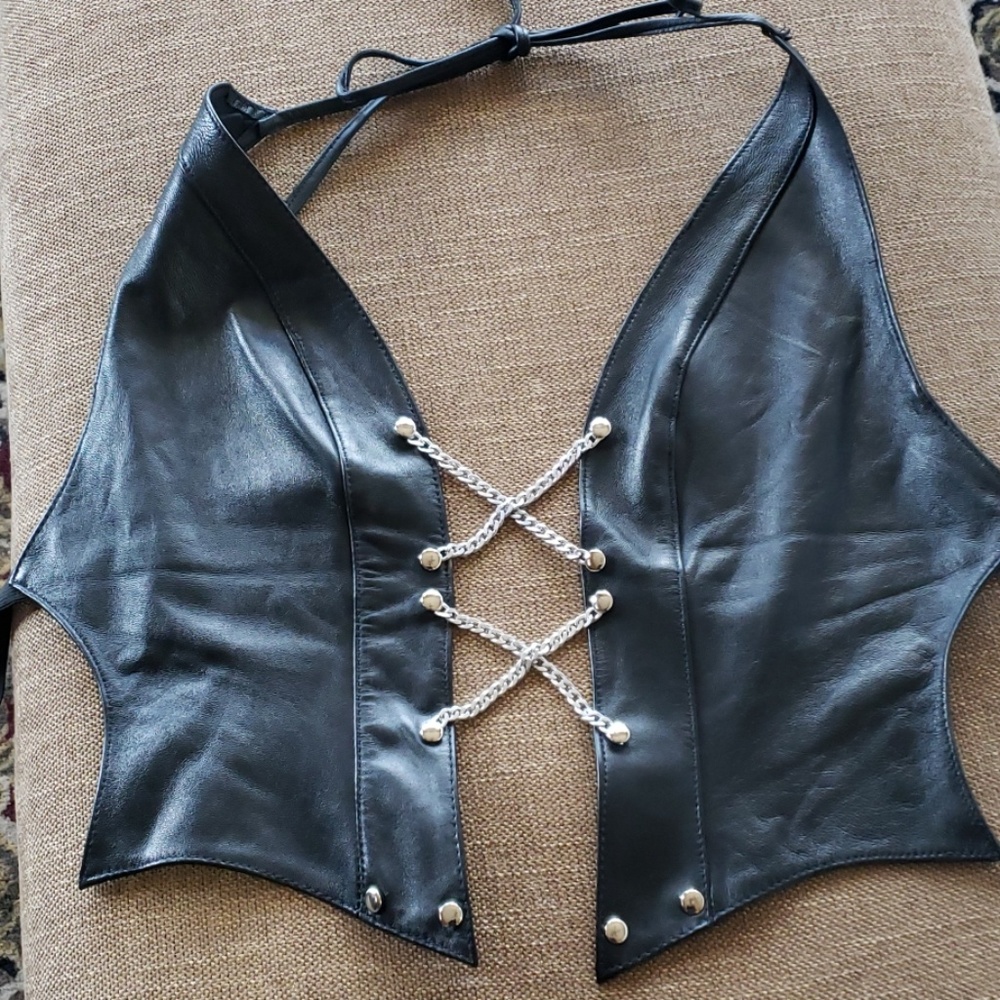 Leather halter